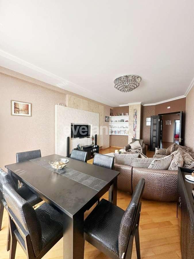 Satılır, yeni tikili, 3 otaqlı, 140 m², Bakı, Nizami r.