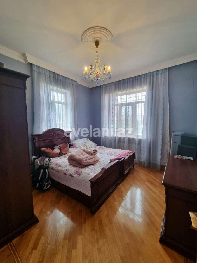 Satılır, həyət evi / bağ, 7 otaqlı, 295 m², Bakı, Abşeron r, Novxanı q.