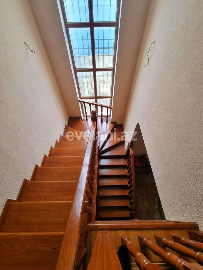 Satılır, həyət evi / bağ, 7 otaqlı, 295 m², Bakı, Abşeron r, Novxanı q.