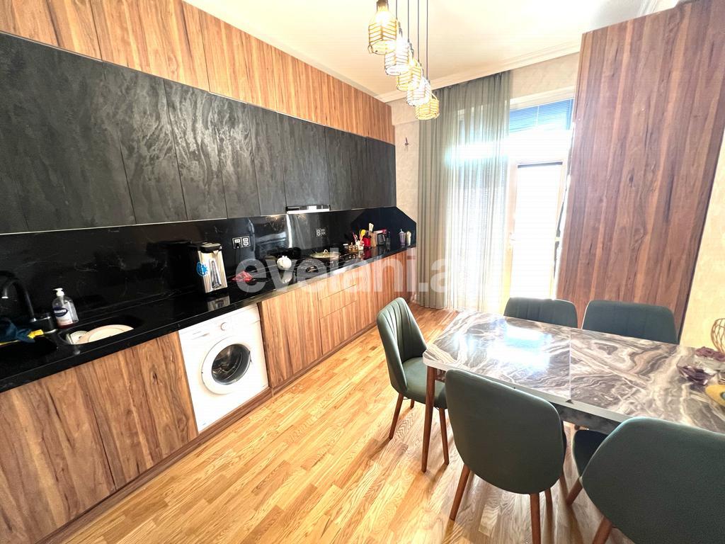 Satılır, yeni tikili, 4 otaqlı, 154 m², Bakı, Yasamal r, Yasamal q.