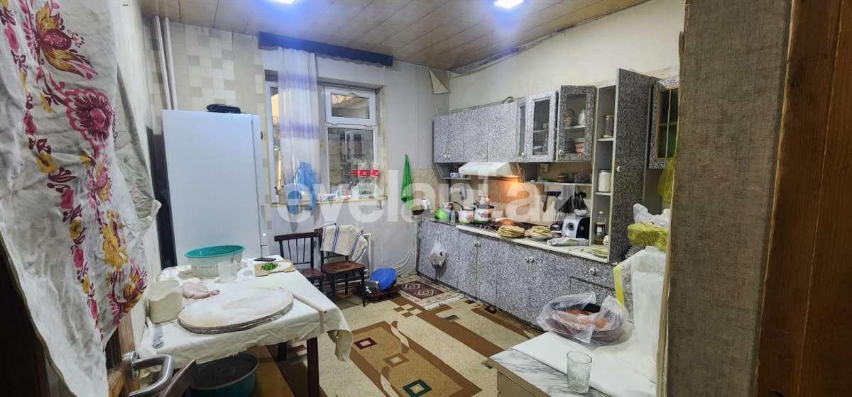 Satılır, həyət evi / bağ, 2 otaqlı, 100 m², Bakı, Səbail r, Badamdar q, İçəri Şəhər m.