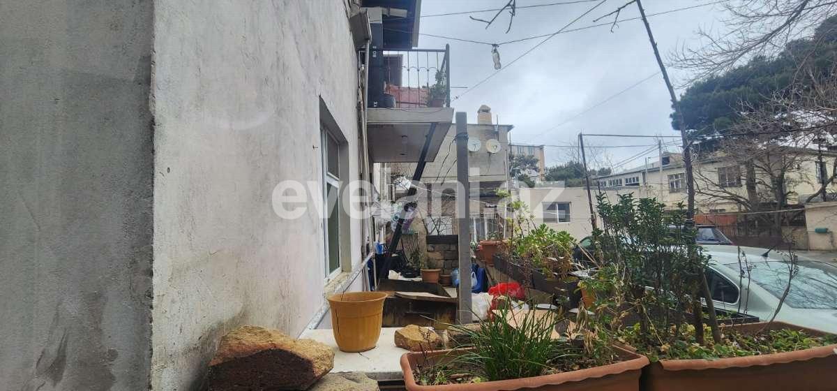 Satılır, həyət evi / bağ, 2 otaqlı, 100 m², Bakı, Səbail r, Badamdar q, İçəri Şəhər m.