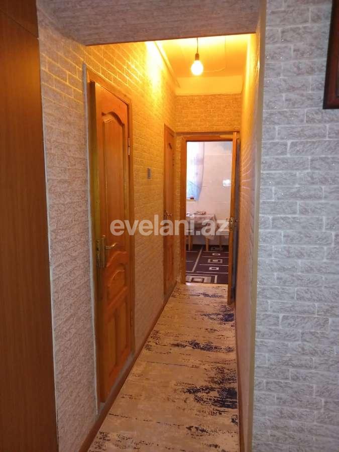 Satılır, köhnə tikili, 4 otaqlı, 82 m², Sumqayıt, 11-ci mikrorayon r.
