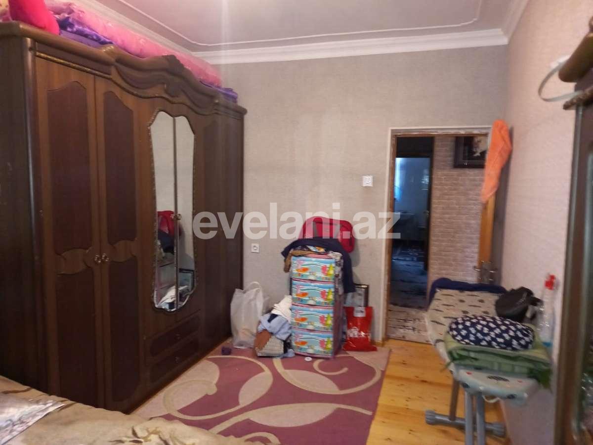 Satılır, köhnə tikili, 4 otaqlı, 82 m², Sumqayıt, 11-ci mikrorayon r.