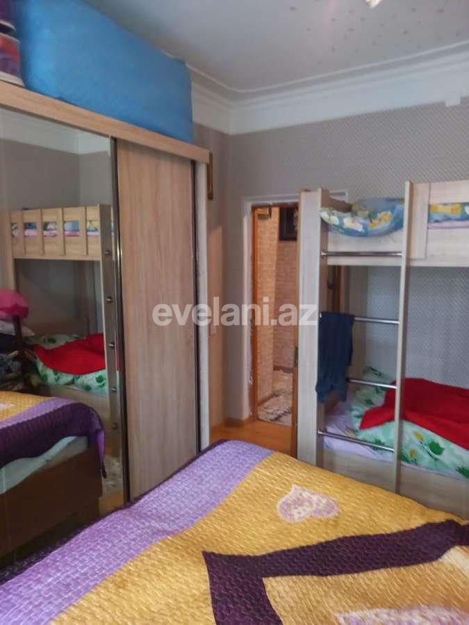 Satılır, köhnə tikili, 4 otaqlı, 82 m², Sumqayıt, 11-ci mikrorayon r.