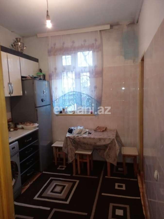 Satılır, köhnə tikili, 4 otaqlı, 82 m², Sumqayıt, 11-ci mikrorayon r.