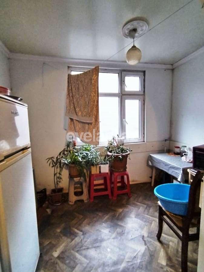Продаётся, вторичка, 3-комнаты, 70 m², Баку, Ясамальский r, Низами m.