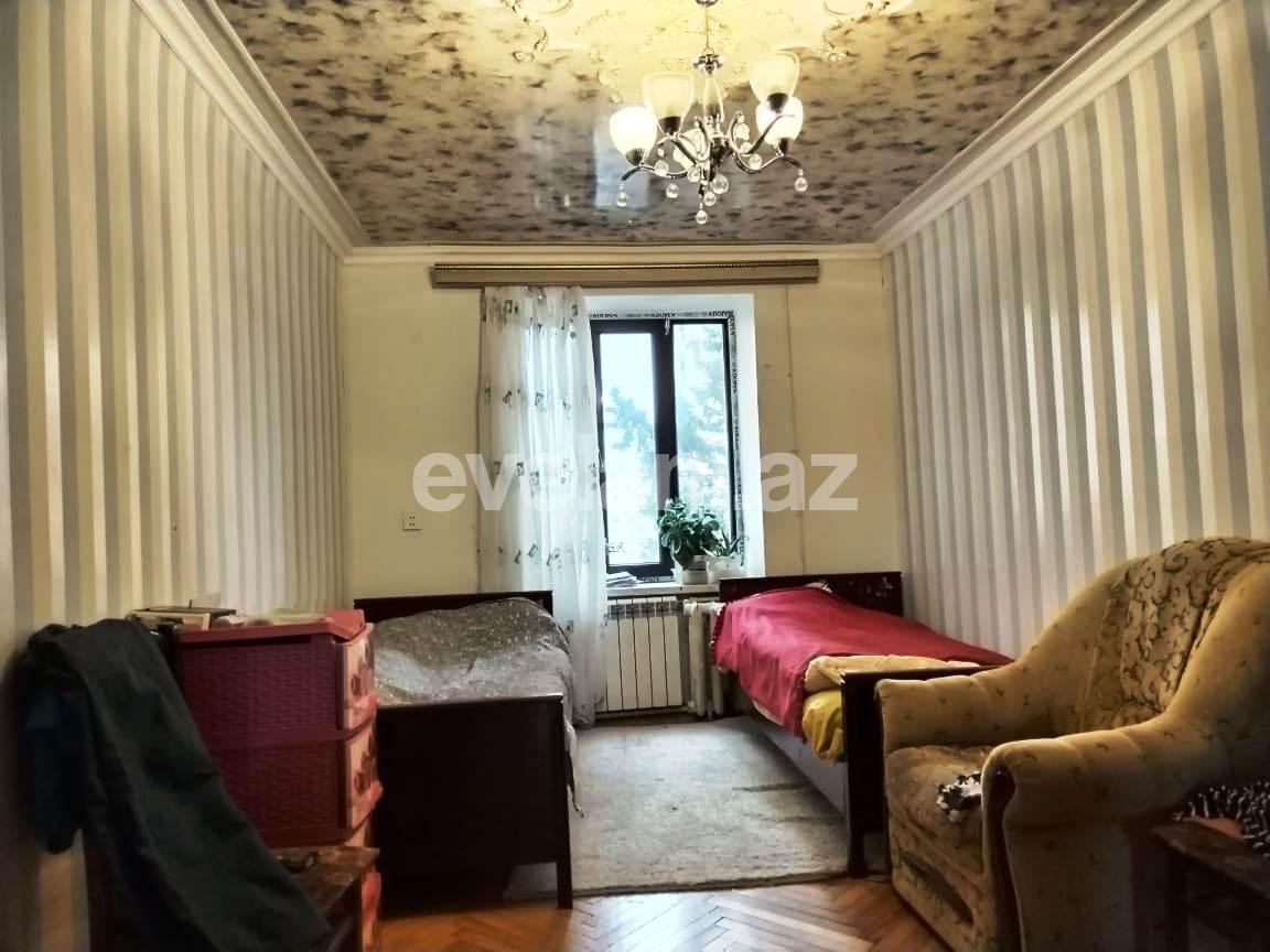 Продаётся, вторичка, 3-комнаты, 70 m², Баку, Ясамальский r, Низами m.