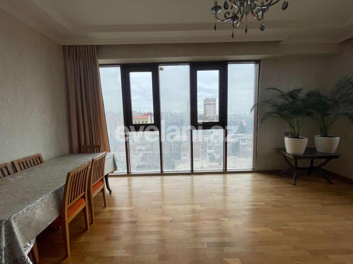 Satılır, yeni tikili, 2 otaqlı, 74 m², Bakı, Nizami r, Neftçilər m.