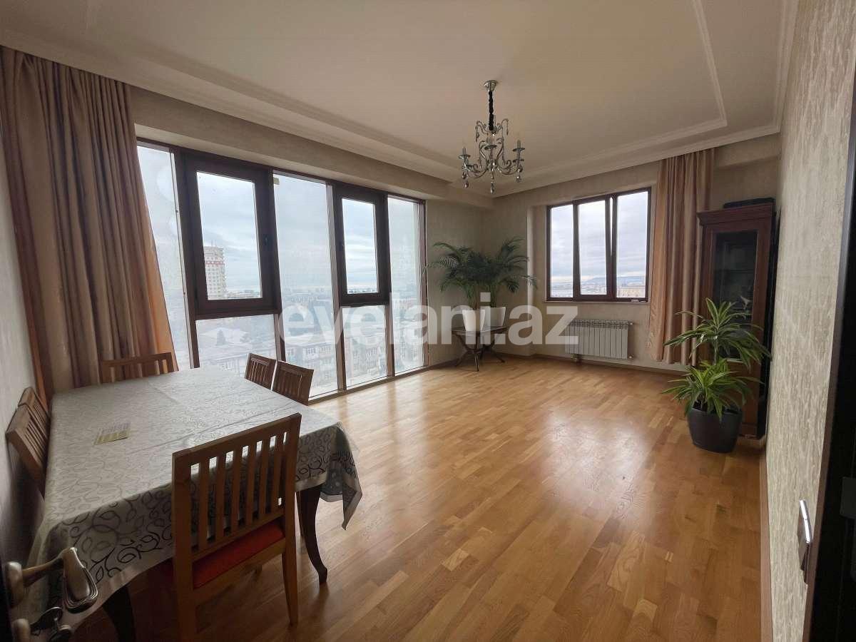 Satılır, yeni tikili, 2 otaqlı, 74 m², Bakı, Nizami r, Neftçilər m.