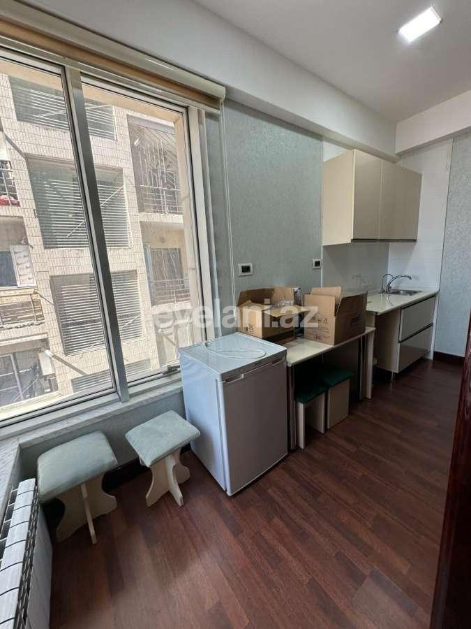 Kirayə verilir, ofis, 6 otaqlı, 300 m², Bakı, Xətai r.