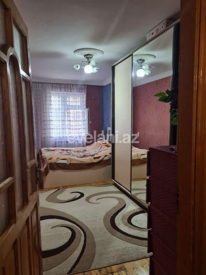 Satılır, köhnə tikili, 2 otaqlı, 48 m², Sumqayıt, 8-ci mikrorayon r.