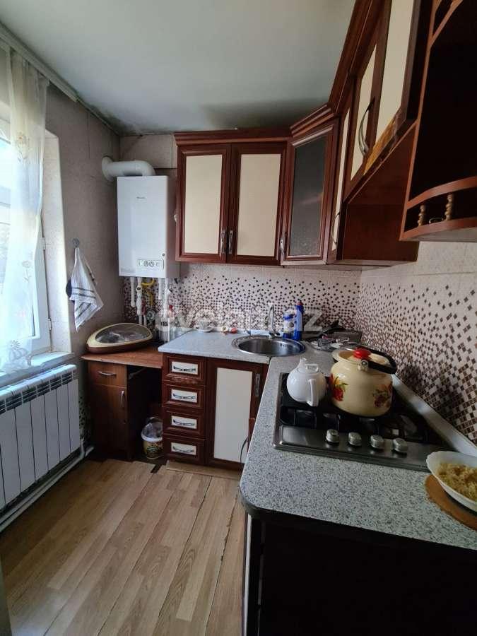 Satılır, köhnə tikili, 2 otaqlı, 48 m², Sumqayıt, 8-ci mikrorayon r.