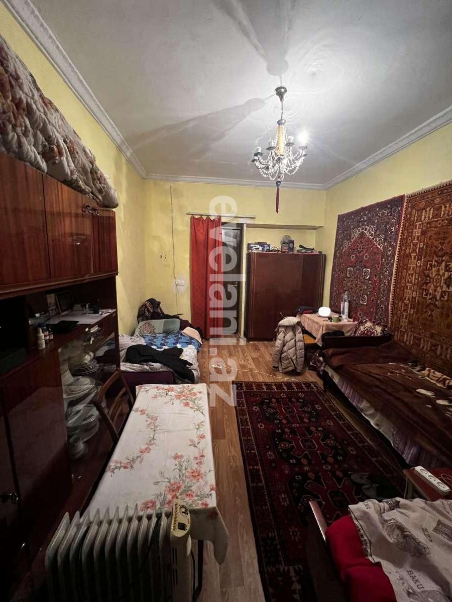 Satılır, köhnə tikili, 1 otaqlı, 38 m², Bakı, Yasamal r, Yasamal q, Elmlər Akademiyası m.