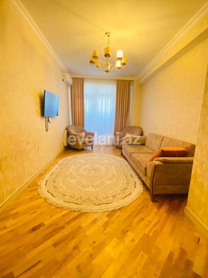 Satılır, yeni tikili, 2 otaqlı, 62 m², Bakı, Nizami r, Qara Qarayev m.