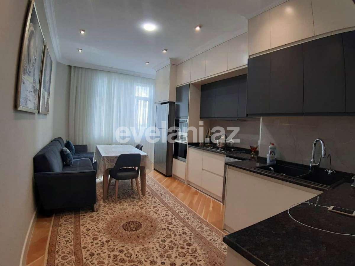 Satılır, yeni tikili, 4 otaqlı, 180 m², Bakı, Yasamal r, Elmlər Akademiyası m.