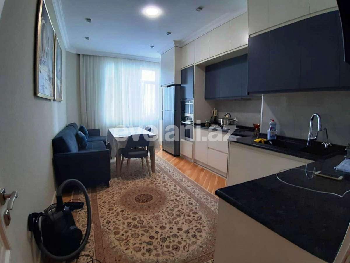 Satılır, yeni tikili, 4 otaqlı, 180 m², Bakı, Yasamal r, Elmlər Akademiyası m.
