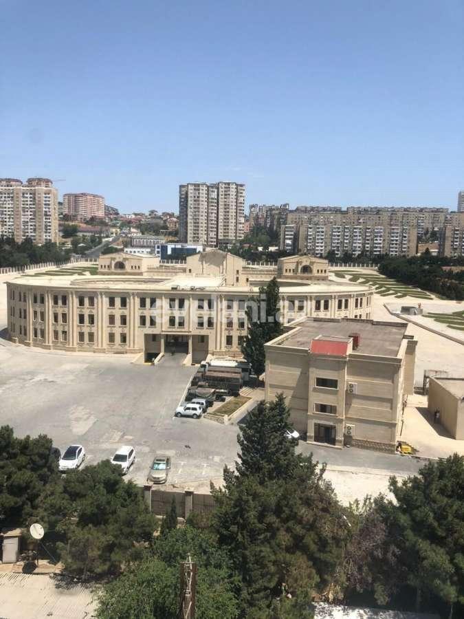 Satılır, köhnə tikili, 2 otaqlı, 62 m², Bakı, Xətai r, Həzi Aslanov m.