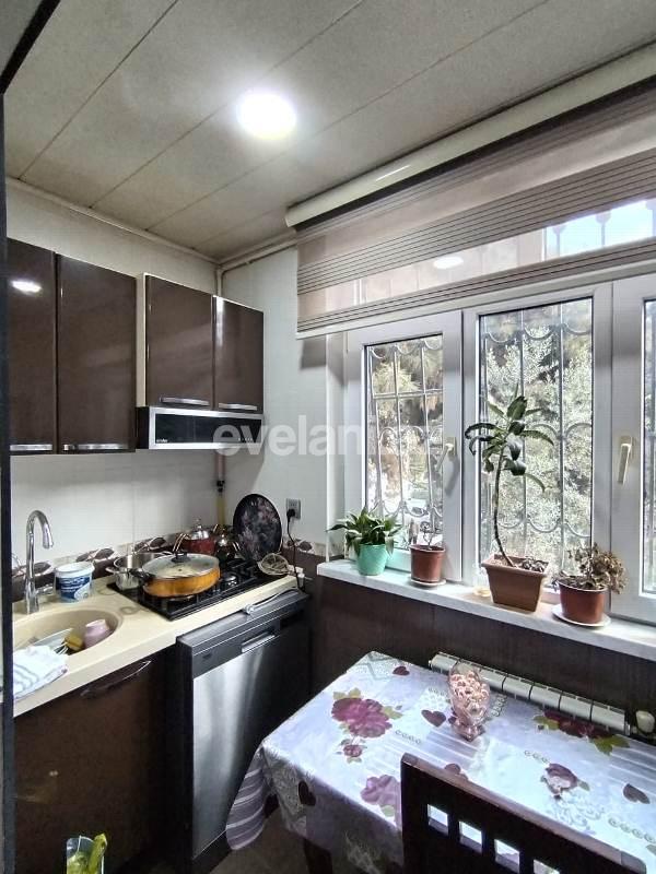 Kirayə verilir, köhnə tikili, 3 otaqlı, 85 m², Bakı, Xətai r, Həzi Aslanov m.