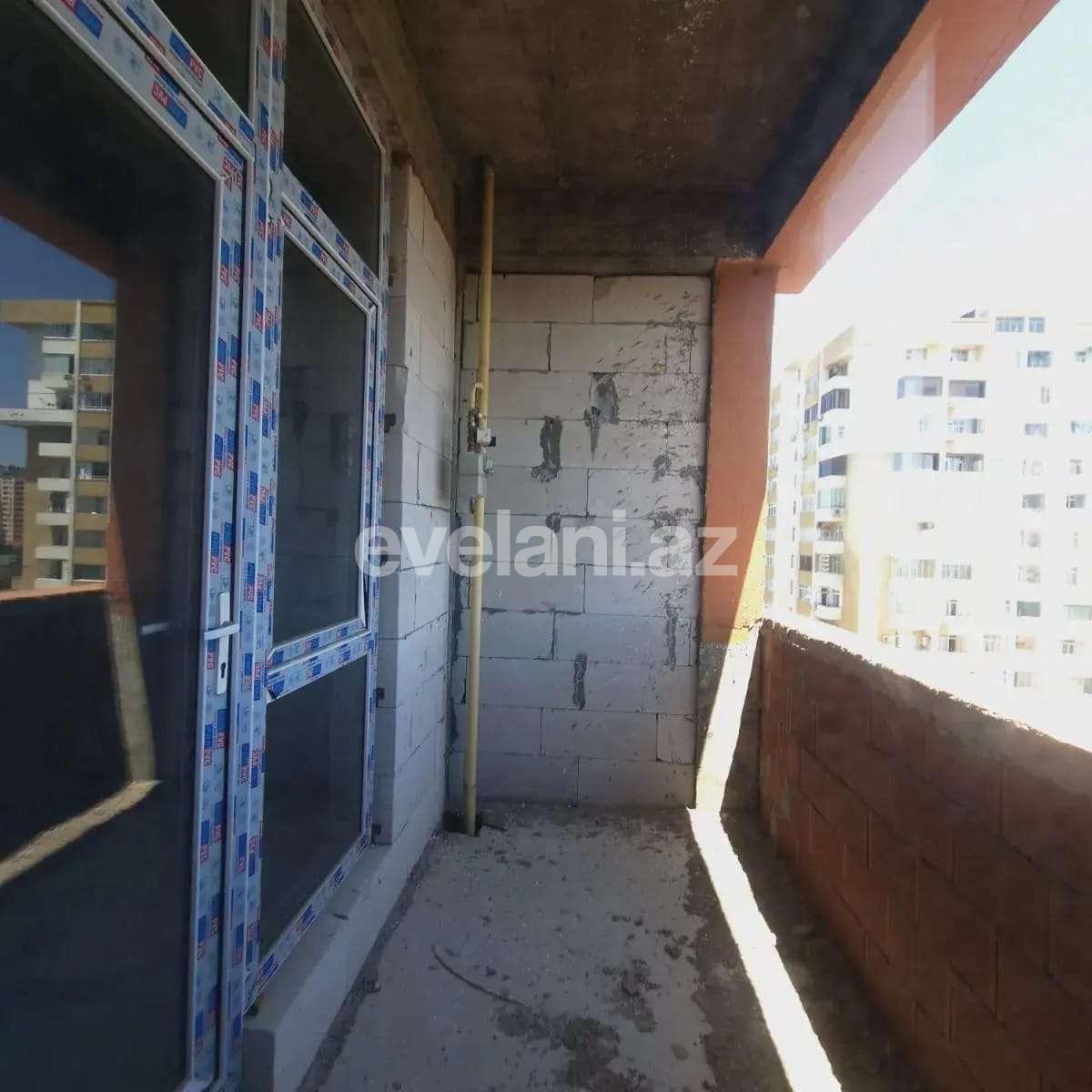 Satılır, yeni tikili, 2 otaqlı, 70 m², Bakı, Nizami r.