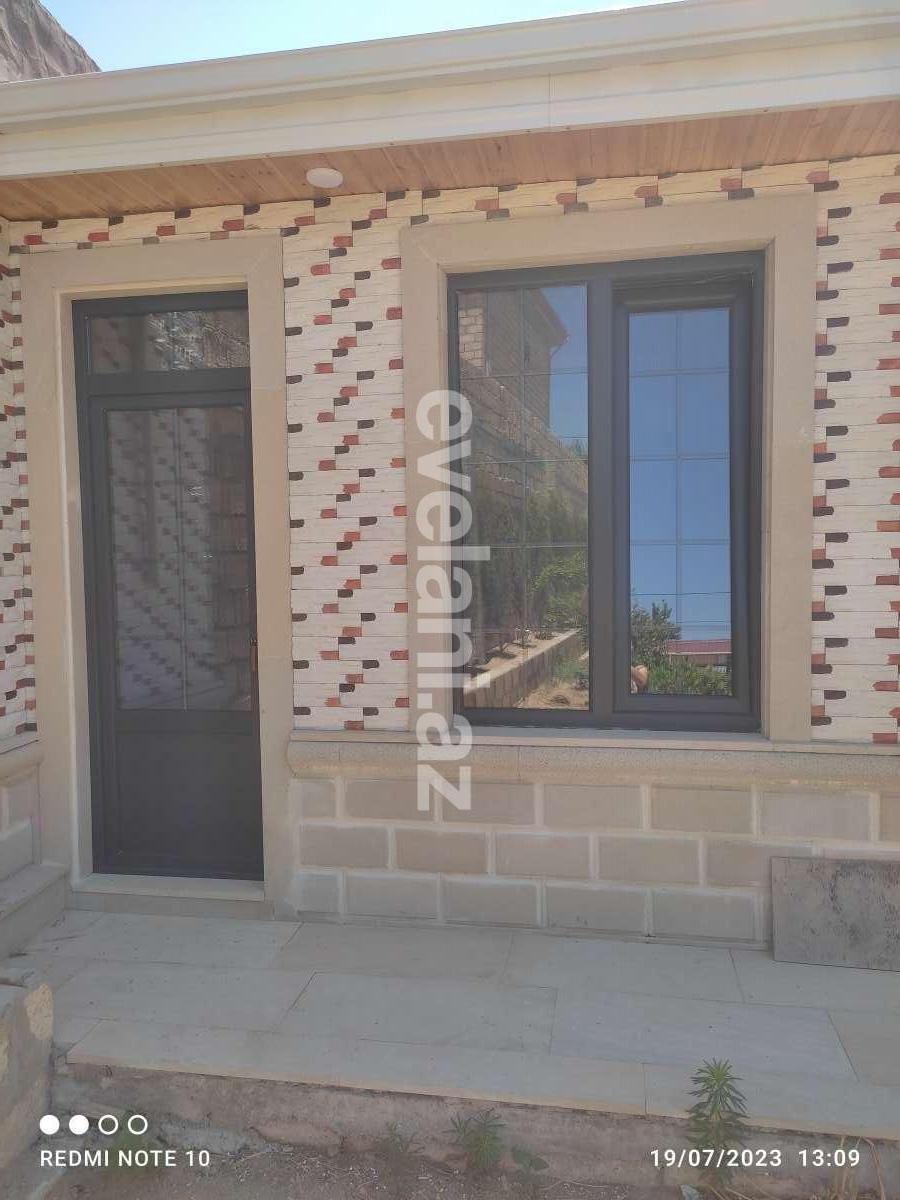 Satılır, həyət evi / bağ, 4 otaqlı, 75 m², Bakı, Abşeron r, Saray q.