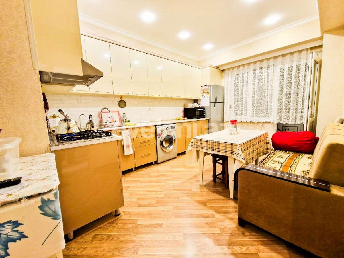 Satılır, yeni tikili, 3 otaqlı, 96 m², Bakı, Nizami r, Qara Qarayev m.