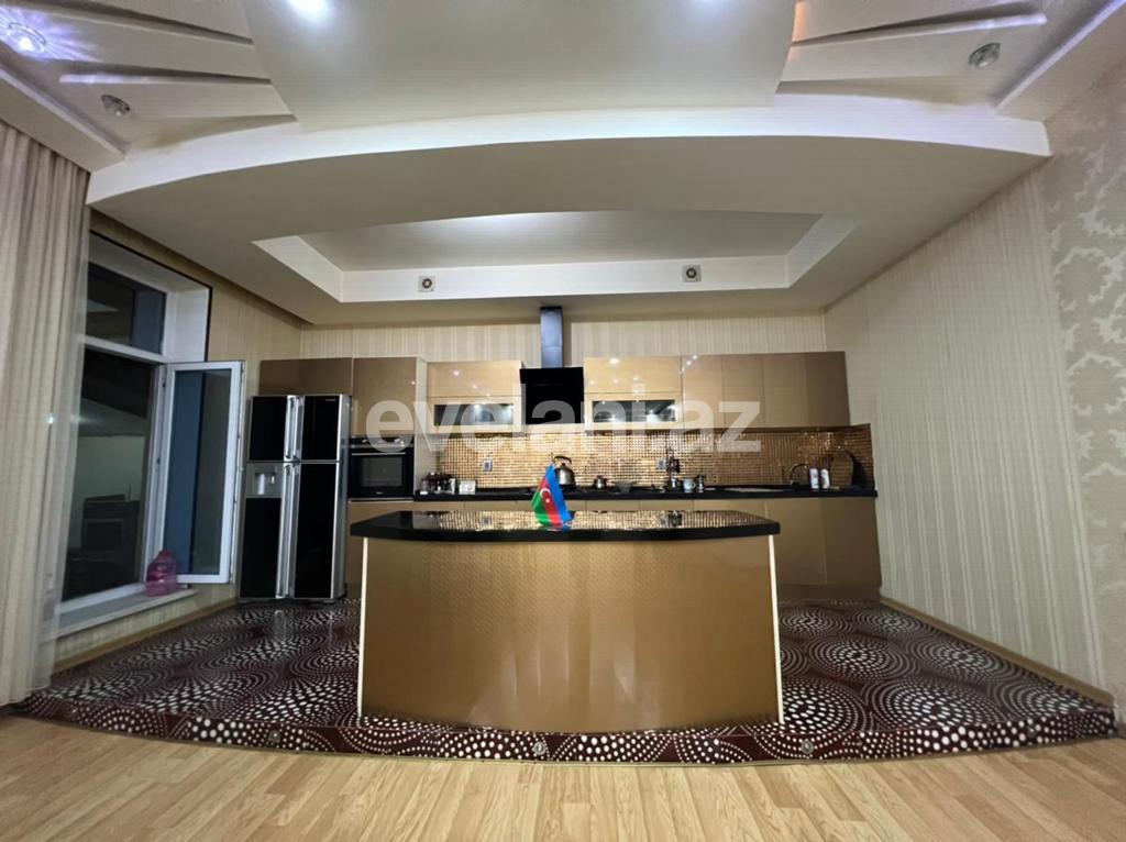 Kirayə verilir, həyət evi / bağ, 5 otaqlı, 250 m², Bakı, Xəzər r, Mərdəkan q.