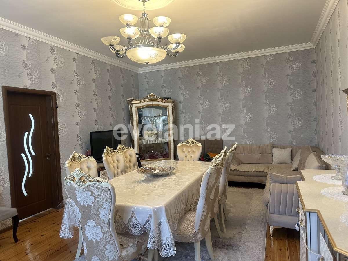 Satılır, həyət evi / bağ, 4 otaqlı, 120 m², Bakı, Səbail r, 20-ci sahə q.