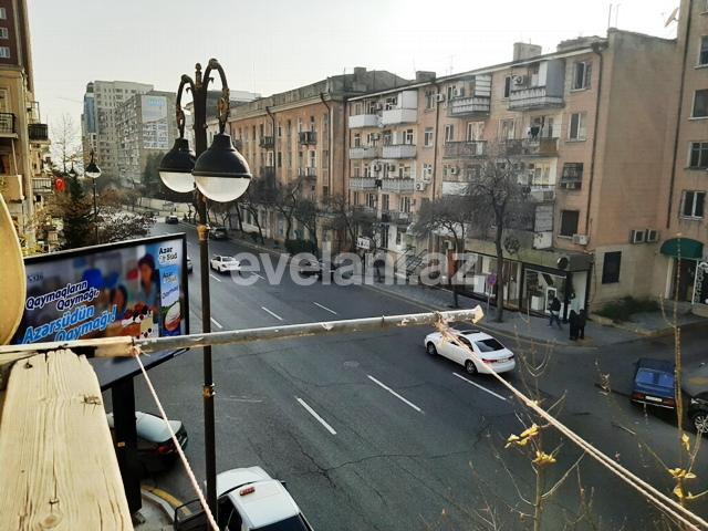 Kirayə verilir, köhnə tikili, 2 otaqlı, 60 m², Bakı, Nəsimi r, 28 may m.