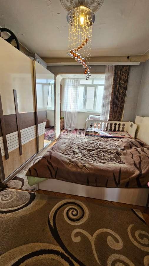 Satılır, köhnə tikili, 2 otaqlı, 55 m², Bakı, Yasamal r, İnşaatçılar m.