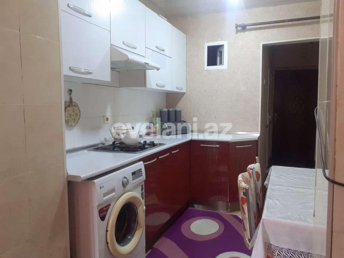Satılır, köhnə tikili, 2 otaqlı, 55 m², Bakı, Yasamal r, İnşaatçılar m.