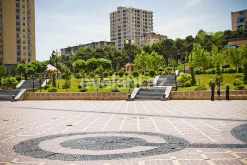 Satılır, köhnə tikili, 2 otaqlı, 60 m², Bakı, Yasamal r.