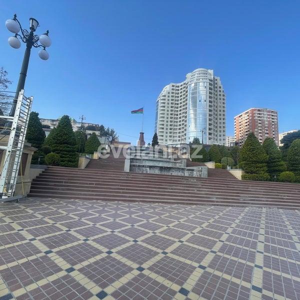 Satılır, köhnə tikili, 2 otaqlı, 60 m², Bakı, Yasamal r.