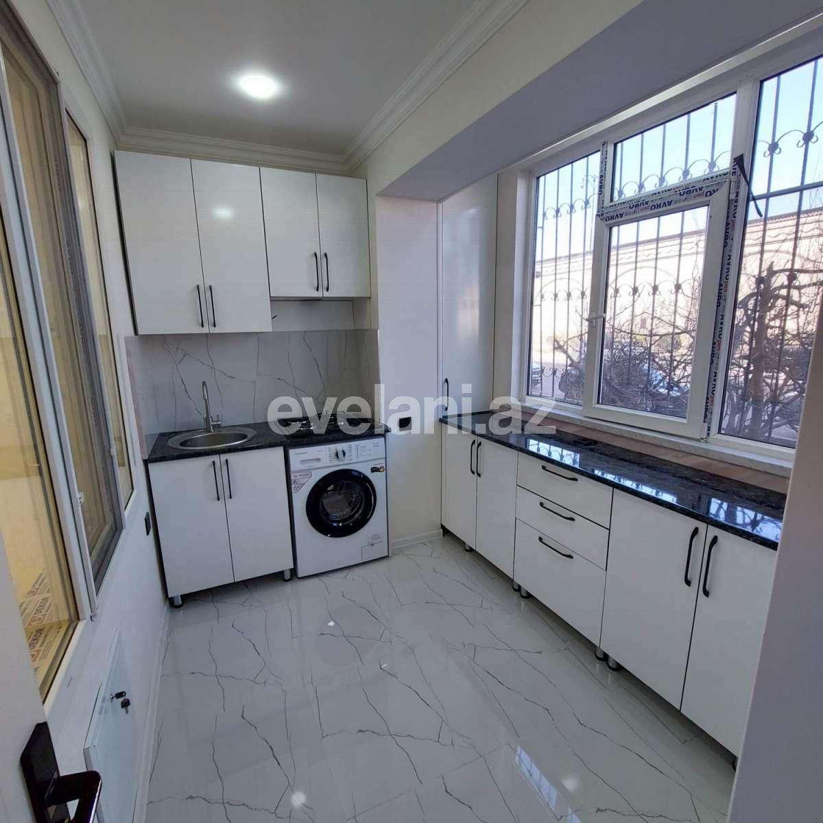 Satılır, köhnə tikili, 3 otaqlı, 60 m², Bakı, Xətai r, Xalqlar Dostluğu m.