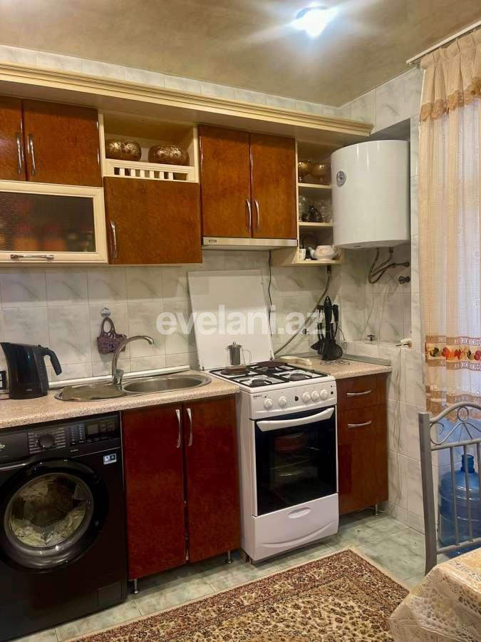 Satılır, köhnə tikili, 3 otaqlı, 100 m², Bakı, Yasamal r, Elmlər Akademiyası m.