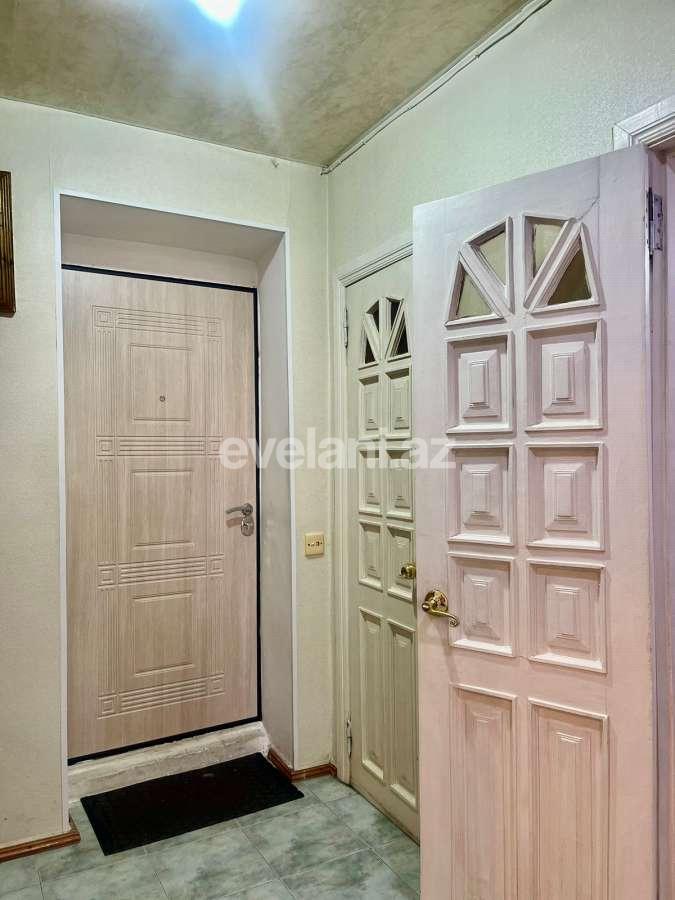 Satılır, köhnə tikili, 3 otaqlı, 100 m², Bakı, Yasamal r, Elmlər Akademiyası m.