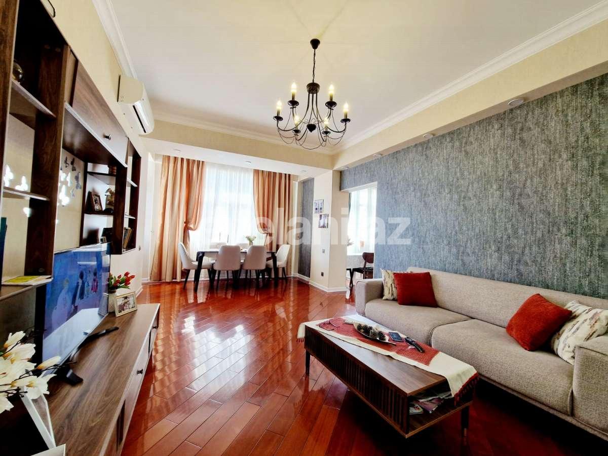 Satılır, yeni tikili, 3 otaqlı, 104 m², Bakı, Nizami r.