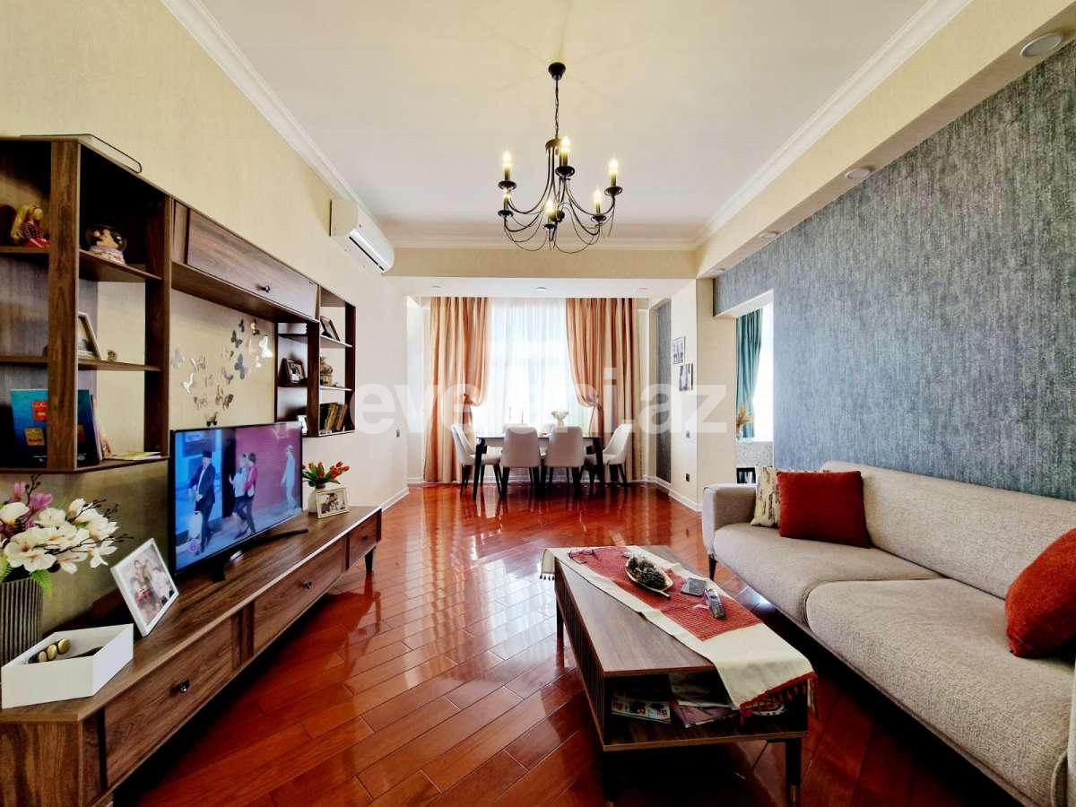 Satılır, yeni tikili, 3 otaqlı, 104 m², Bakı, Nizami r.