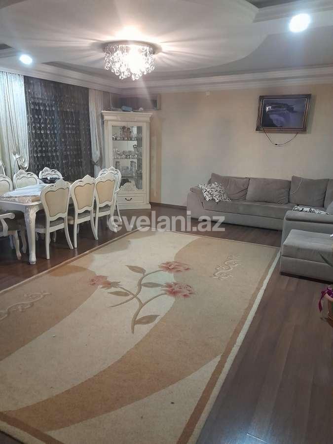 Satılır, köhnə tikili, 5 otaqlı, 125 m², Bakı, Nizami r, 8-ci kilometr q, Neftçilər m.