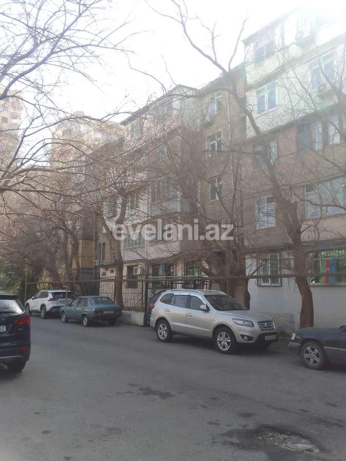 Satılır, köhnə tikili, 1 otaqlı, 30 m², Bakı, Yasamal r, Yasamal q, İnşaatçılar m.