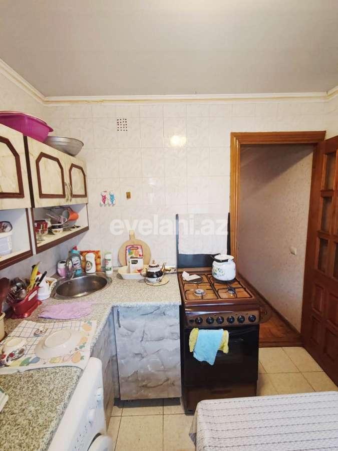 Satılır, köhnə tikili, 3 otaqlı, 60 m², Bakı, Nizami r, Neftçilər m.