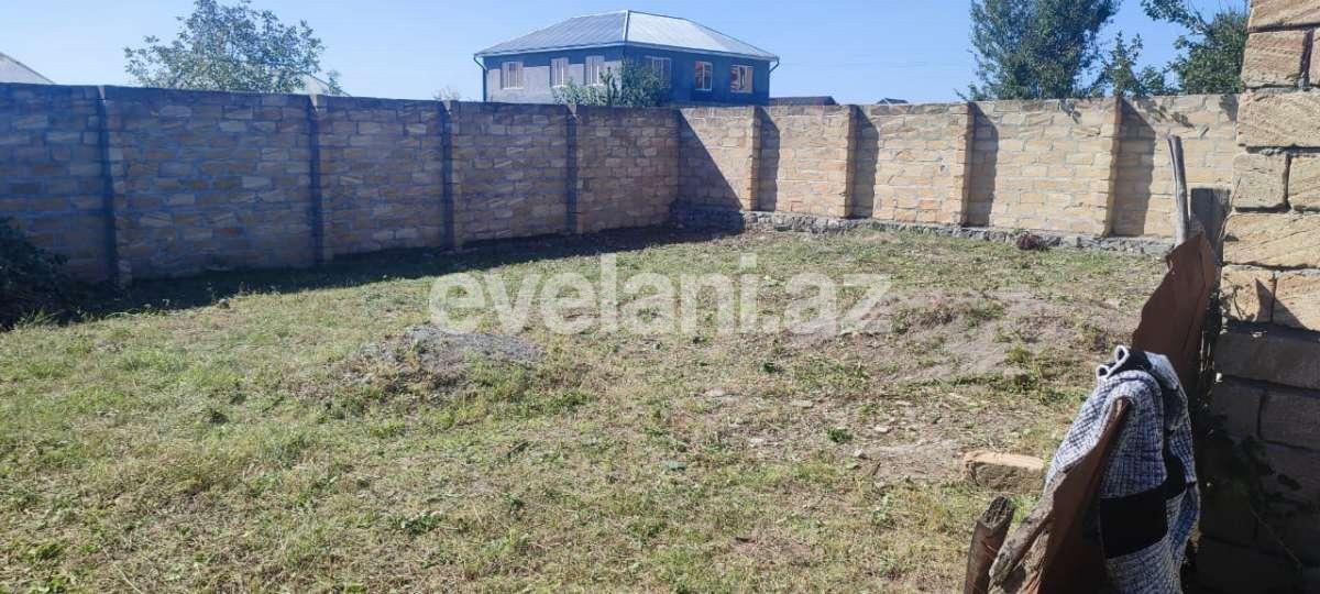 Satılır, həyət evi / bağ, 3 otaqlı, 120 m², Şəki