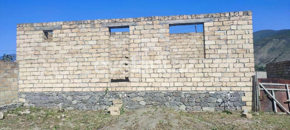 Satılır, həyət evi / bağ, 3 otaqlı, 120 m², Şəki