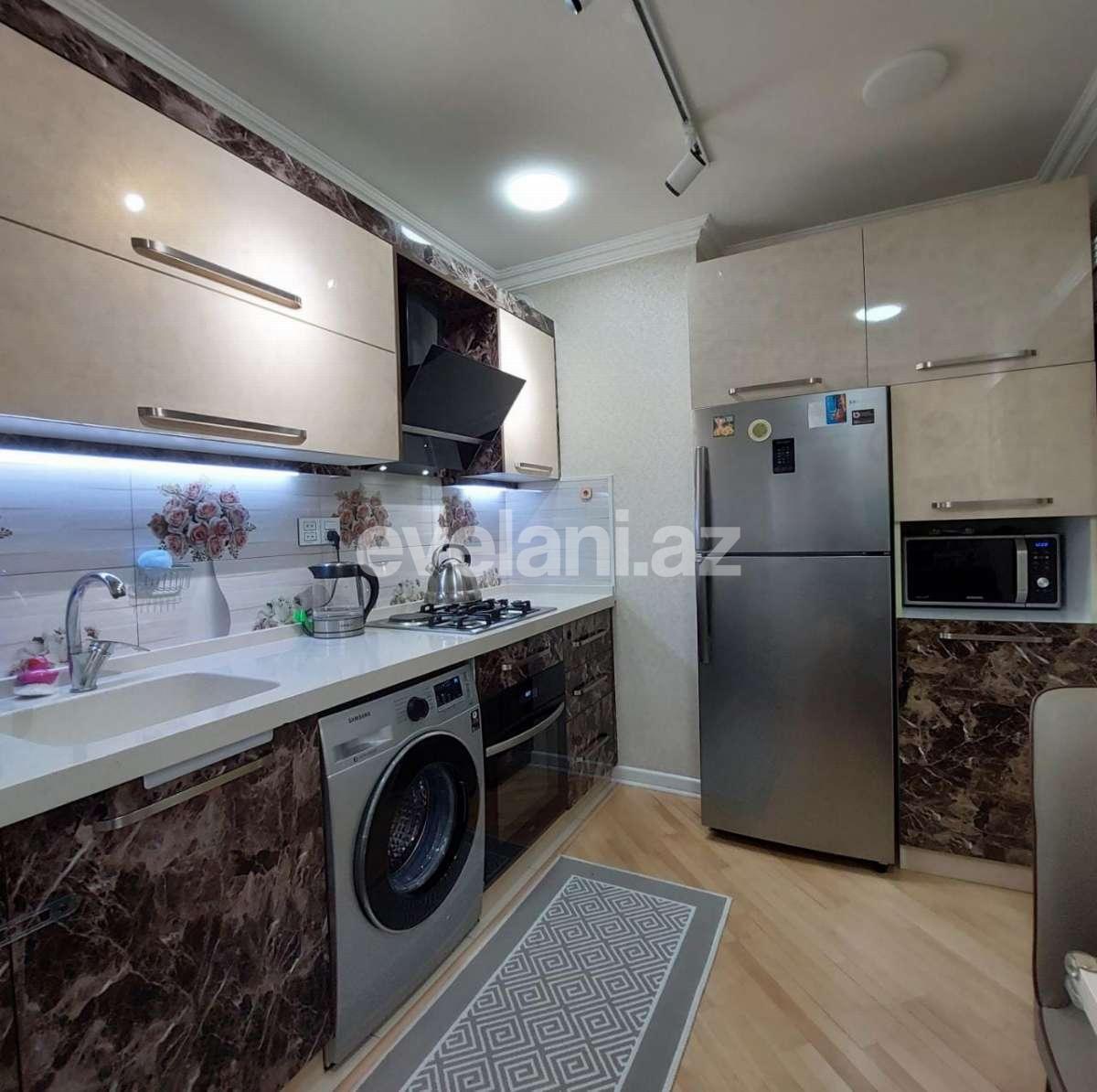 Satılır, köhnə tikili, 3 otaqlı, 90 m², Bakı, Nərimanov r, Gənclik m.