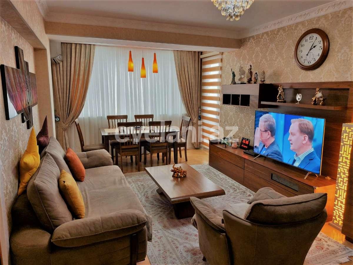 Satılır, köhnə tikili, 3 otaqlı, 90 m², Bakı, Nərimanov r, Gənclik m.