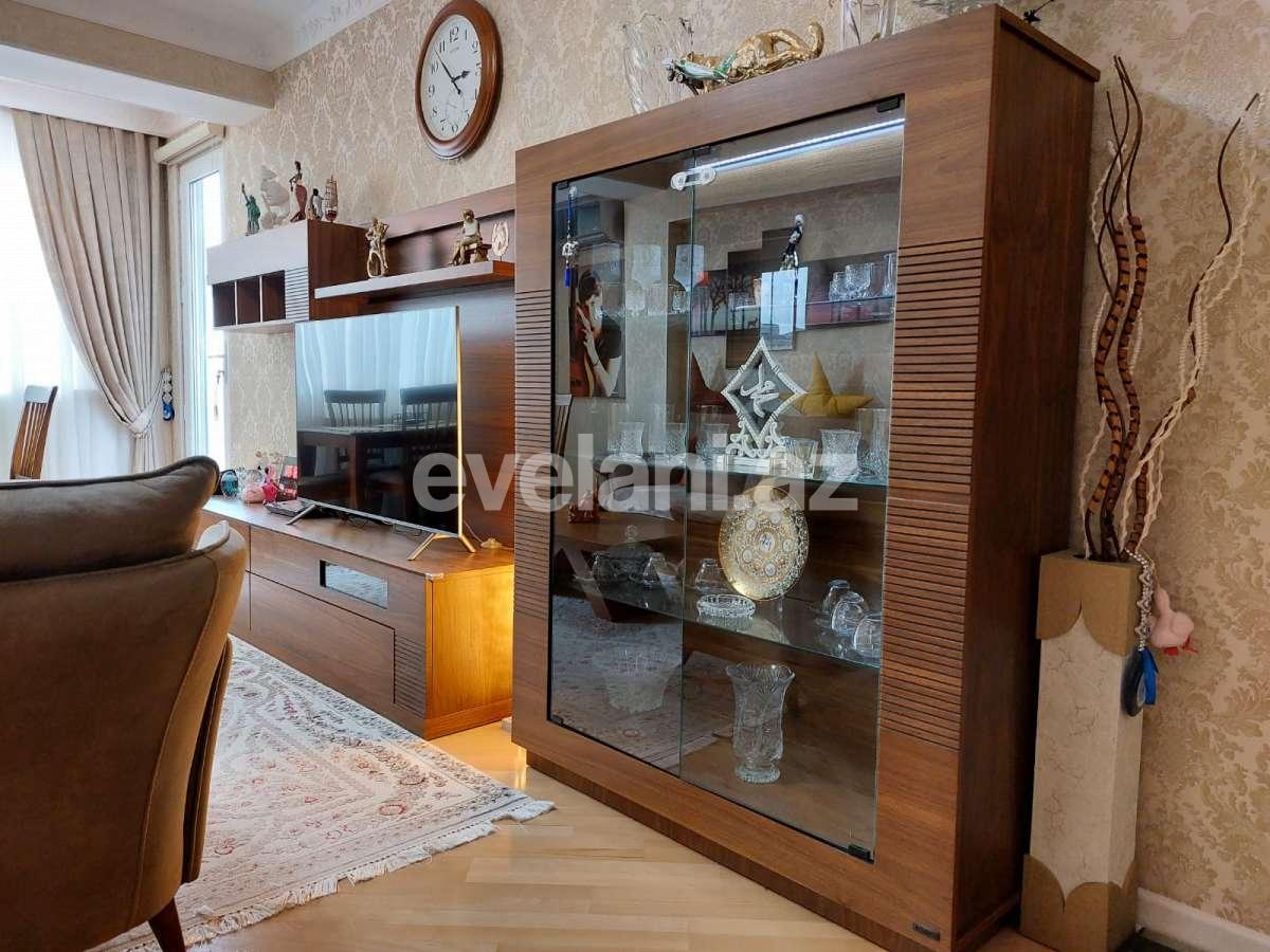 Satılır, köhnə tikili, 3 otaqlı, 90 m², Bakı, Nərimanov r, Gənclik m.