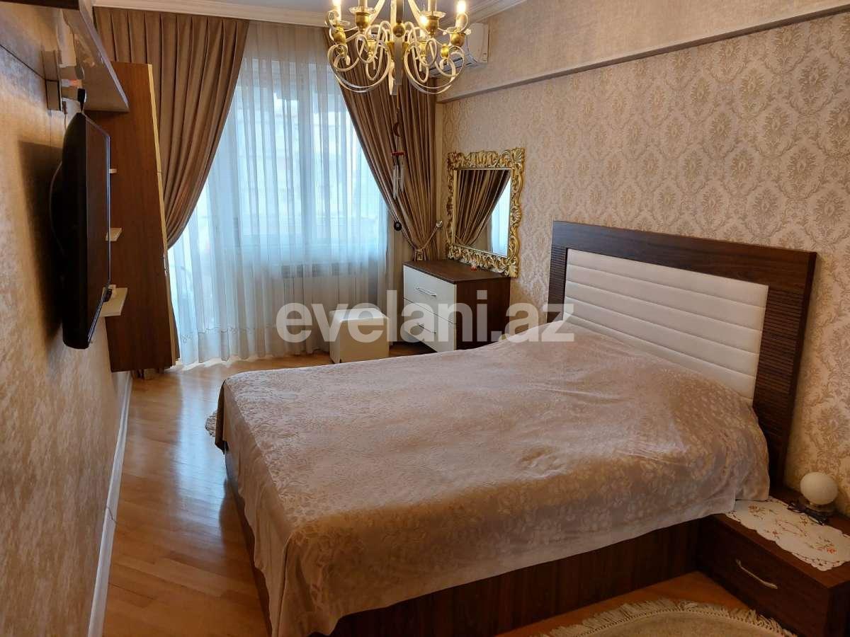 Satılır, köhnə tikili, 3 otaqlı, 90 m², Bakı, Nərimanov r, Gənclik m.