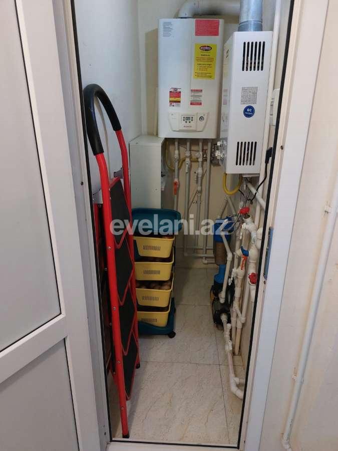 Satılır, köhnə tikili, 3 otaqlı, 90 m², Bakı, Nərimanov r, Gənclik m.