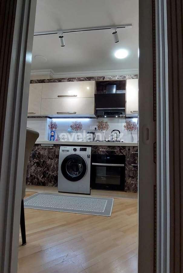 Satılır, köhnə tikili, 3 otaqlı, 90 m², Bakı, Nərimanov r, Gənclik m.