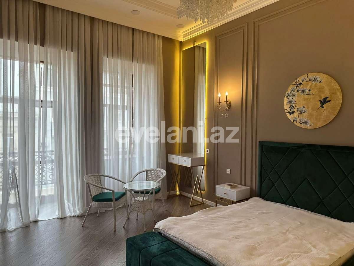 Kirayə verilir, köhnə tikili, 3 otaqlı, 140 m², Bakı, Səbail r, Sahil m.